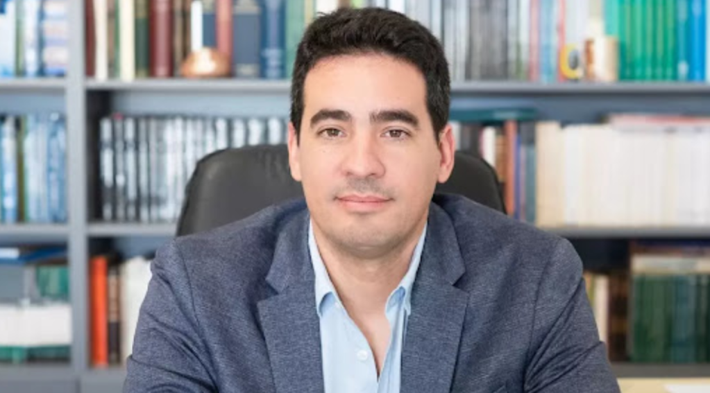 Adrián Ravier llamó a “completar el cambio” con mayorías legislativas para el Presidente&nbsp;Milei