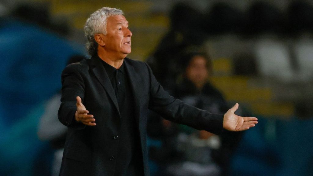 La polémica entre Universidad de Chile e Independiente volvió a encenderse tras nuevas acusaciones de “Pipo”&nbsp;Gorosito